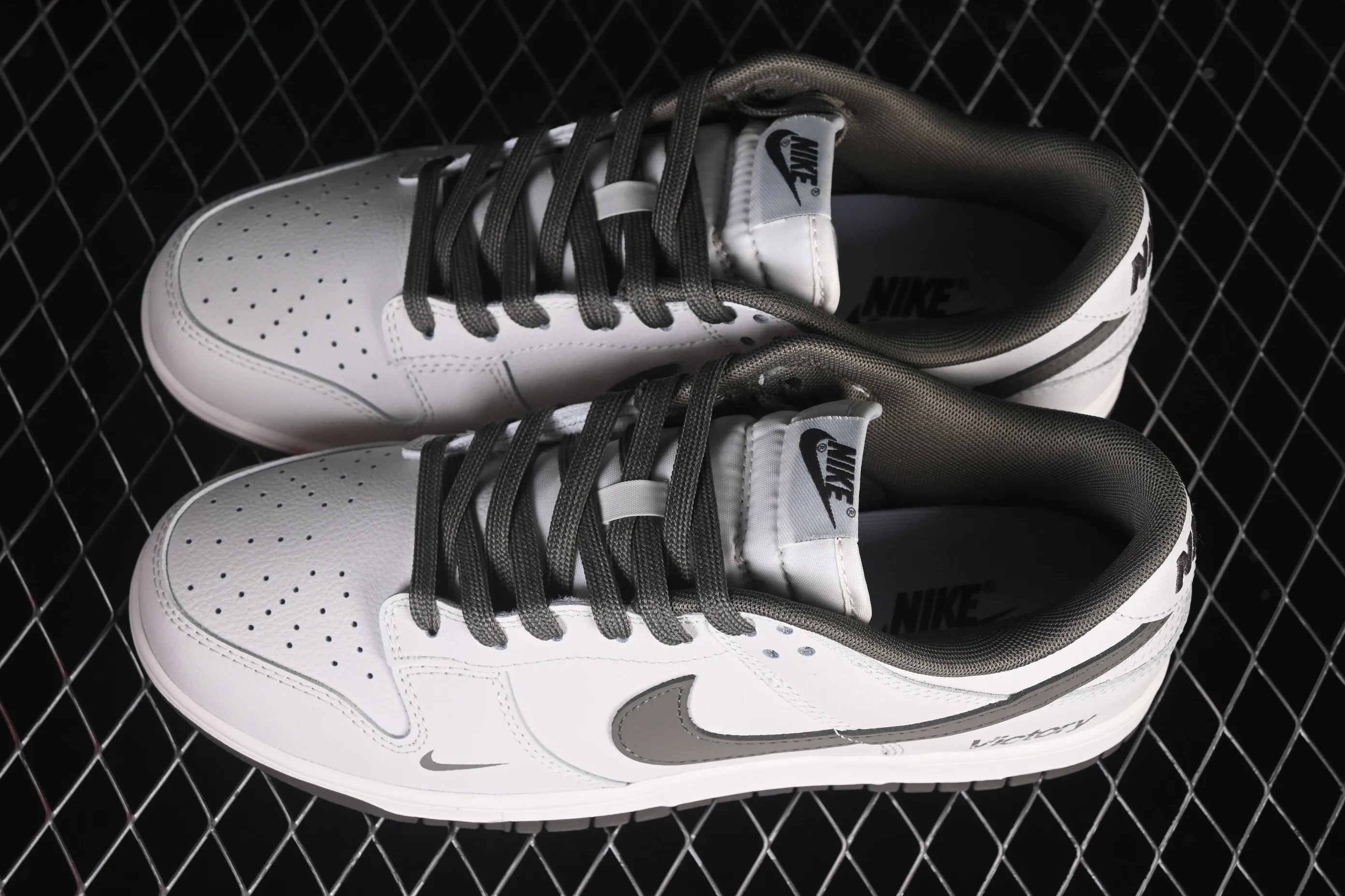 All categories Nk SB Dunk Series Nk SB Dunk Low High-end customized low-top sneakers Nike SB Dunk Low low-top casual skateboard shoes WG0716-153